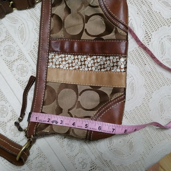 COACH Coach 10538 Signature Shoulder Bag (Used) - Picture 11 of 12